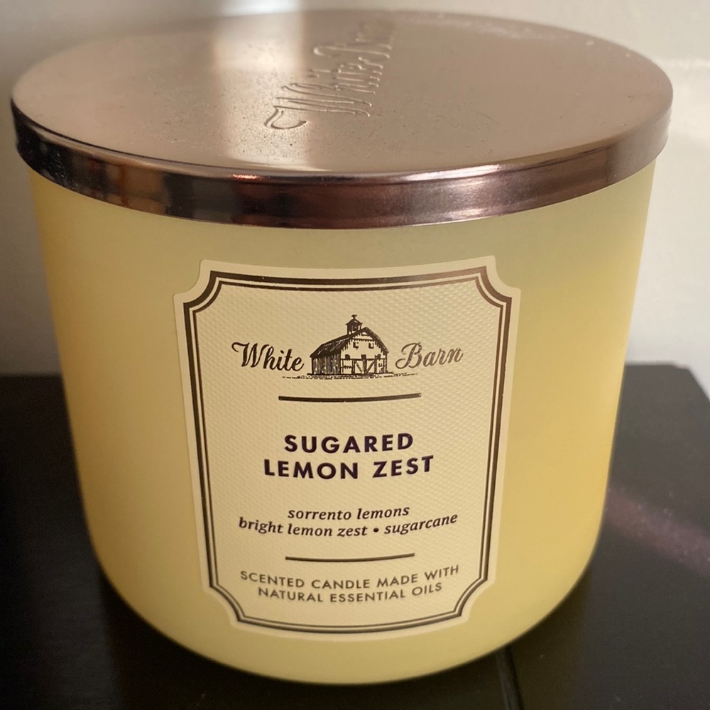 White Barn Candle